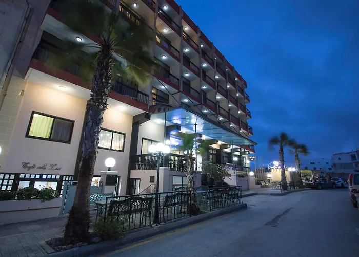 Canifor Hotel